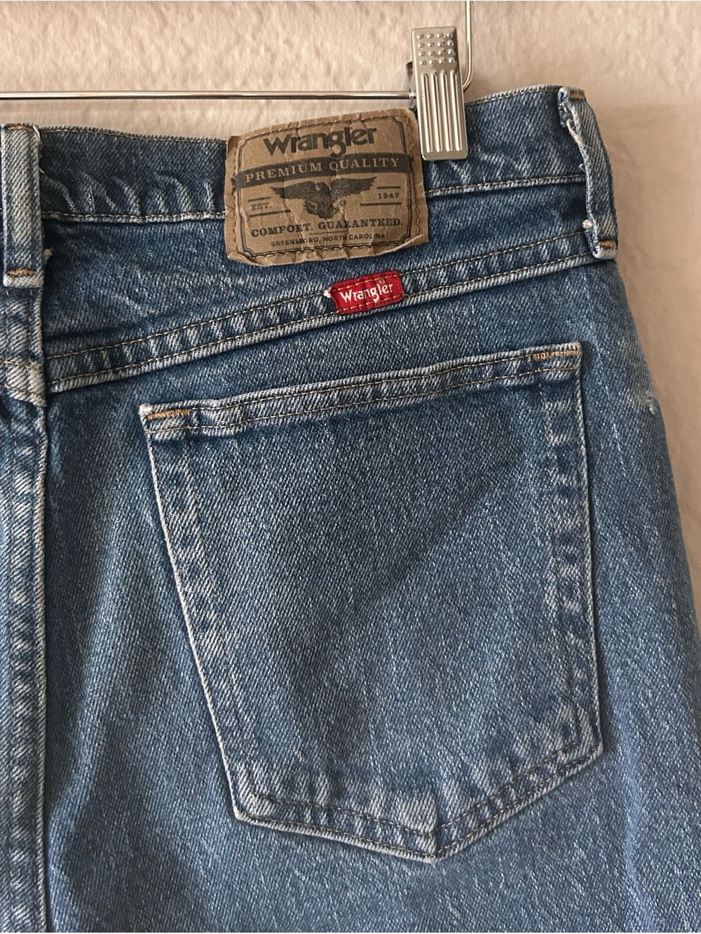 Wrangler Light Blue Relaxed Denim Jeans with Red Tag